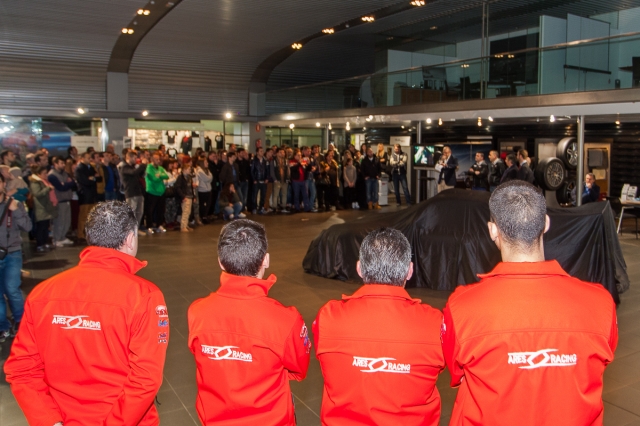 004 presentacion ares racing 09